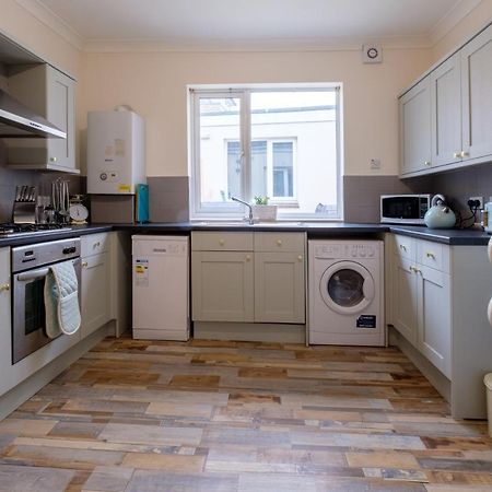Luxury Living, Stylish Modern Apartment In The Heart Of Ryde Ryde  Zewnętrze zdjęcie